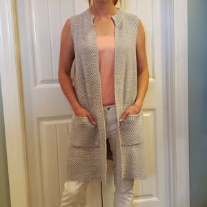 Mud Pie duster vest in dove gray